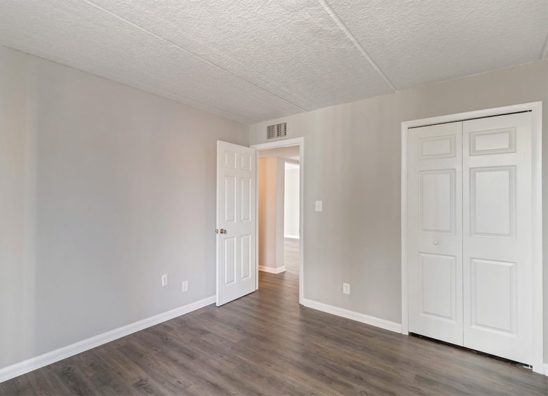 The Landings at Southpoint Bedroom